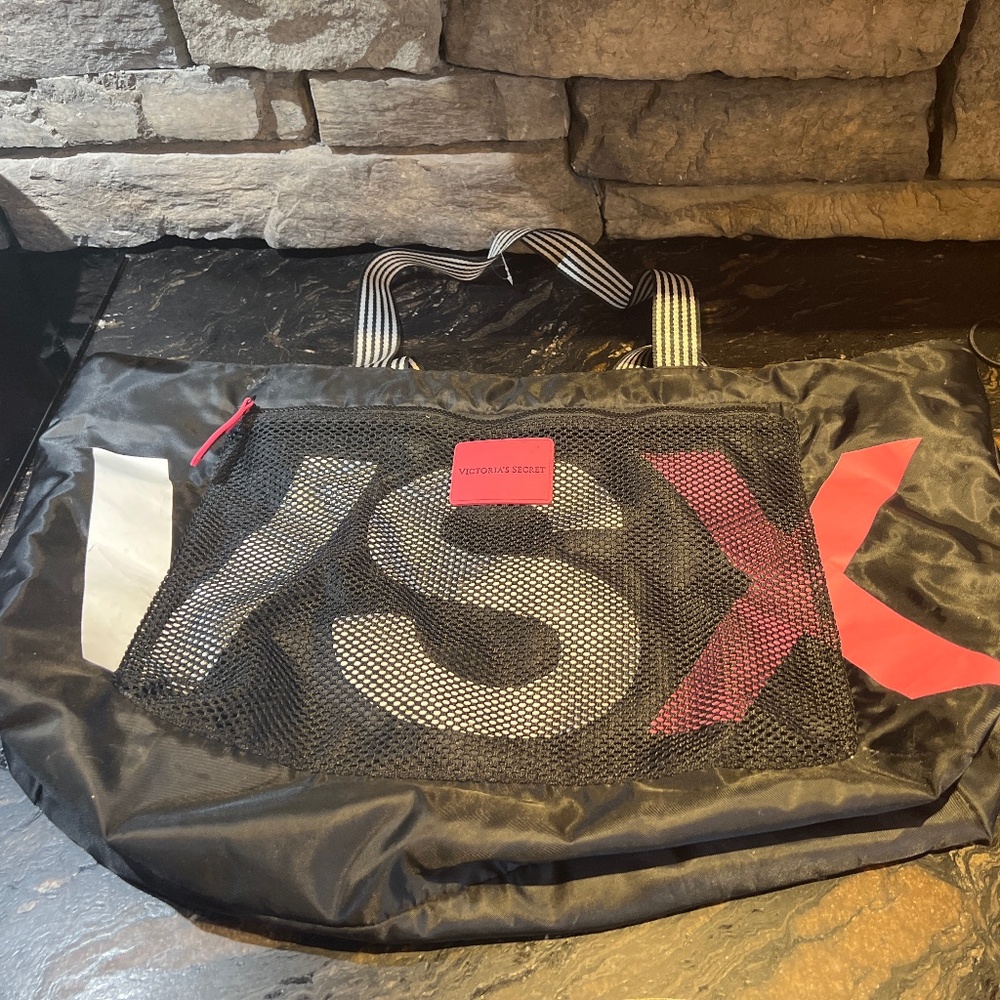 Victoria secret weekend bag
